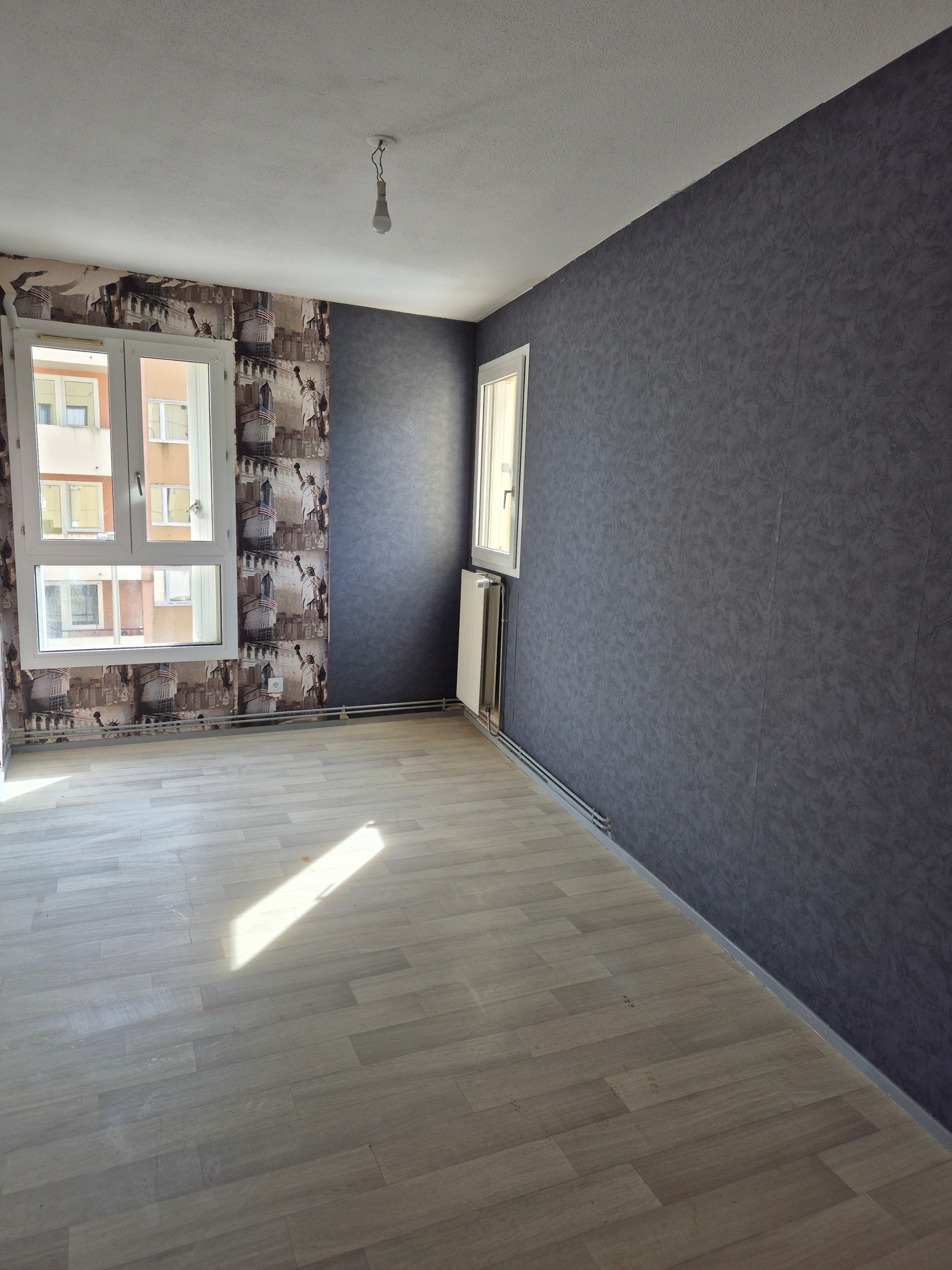 Appartement T3 - 22 Rue Gaston Defferre, Belfort - Ref 64