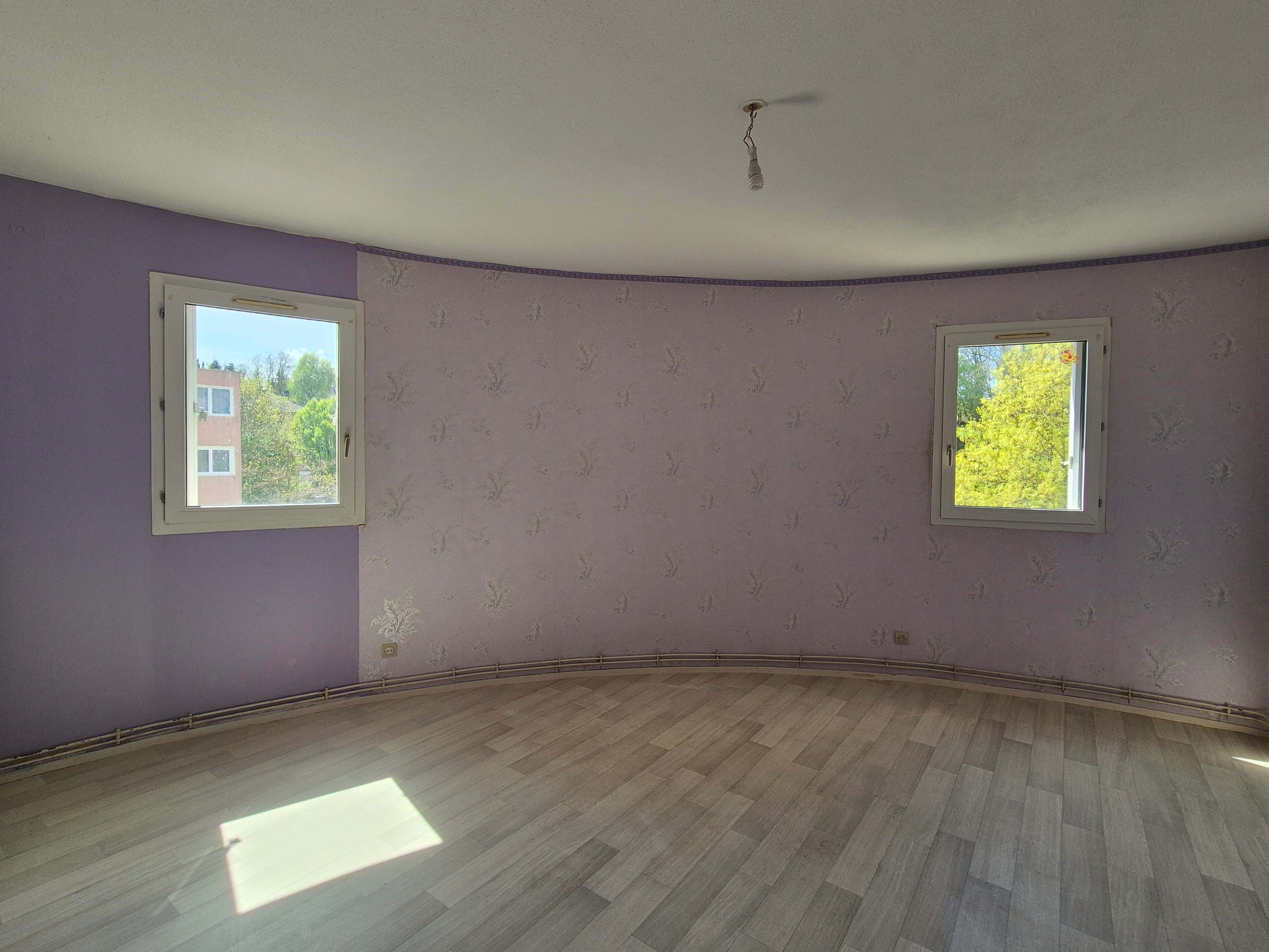 Appartement T3 - 22 Rue Gaston Defferre, Belfort - Ref 64