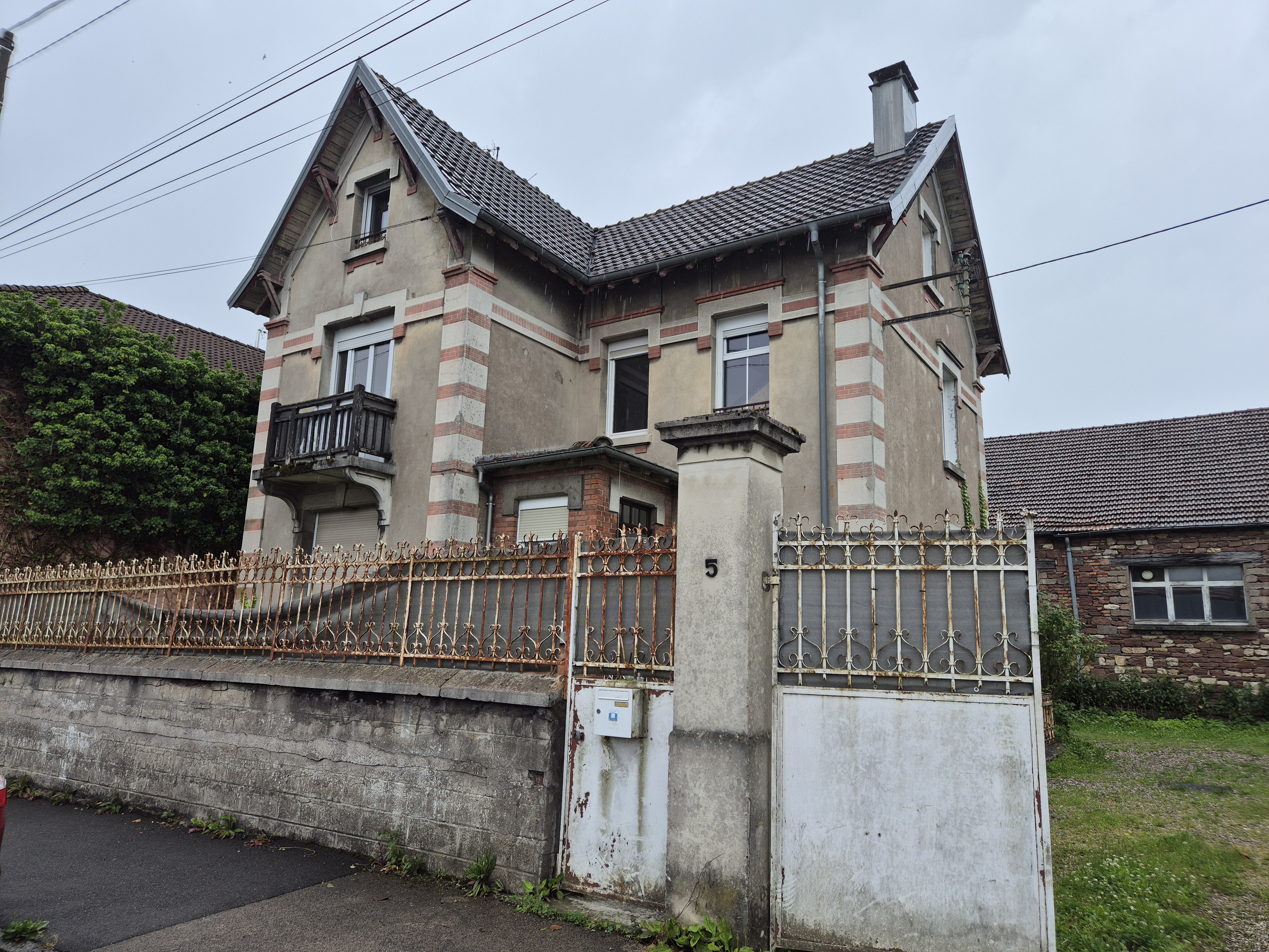 Maison 8 pièces – 5 Rue de Soissons, Belfort