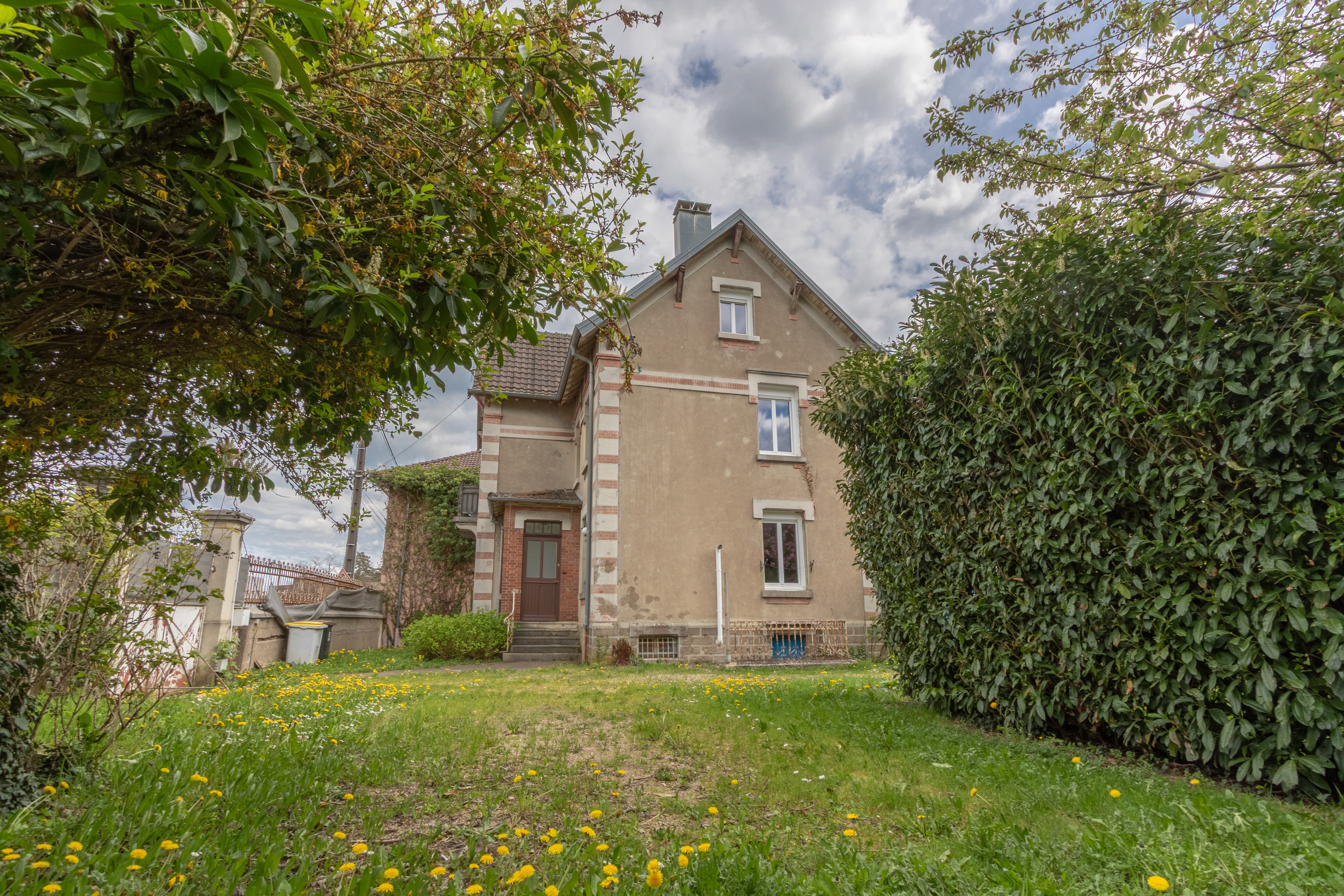 Maison 8 pièces – 5 Rue de Soissons, Belfort