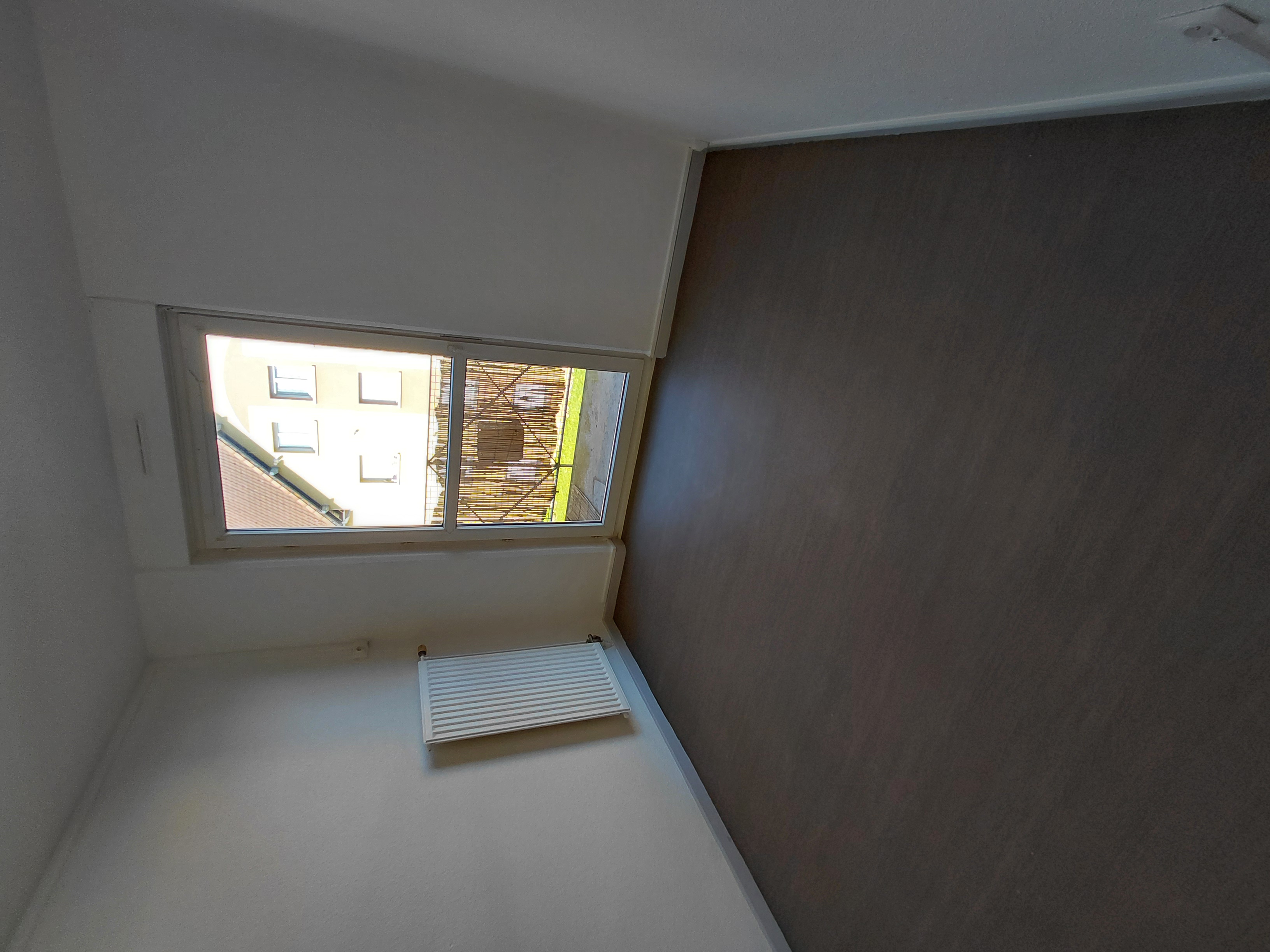 3 Place André Lorentz, Delle