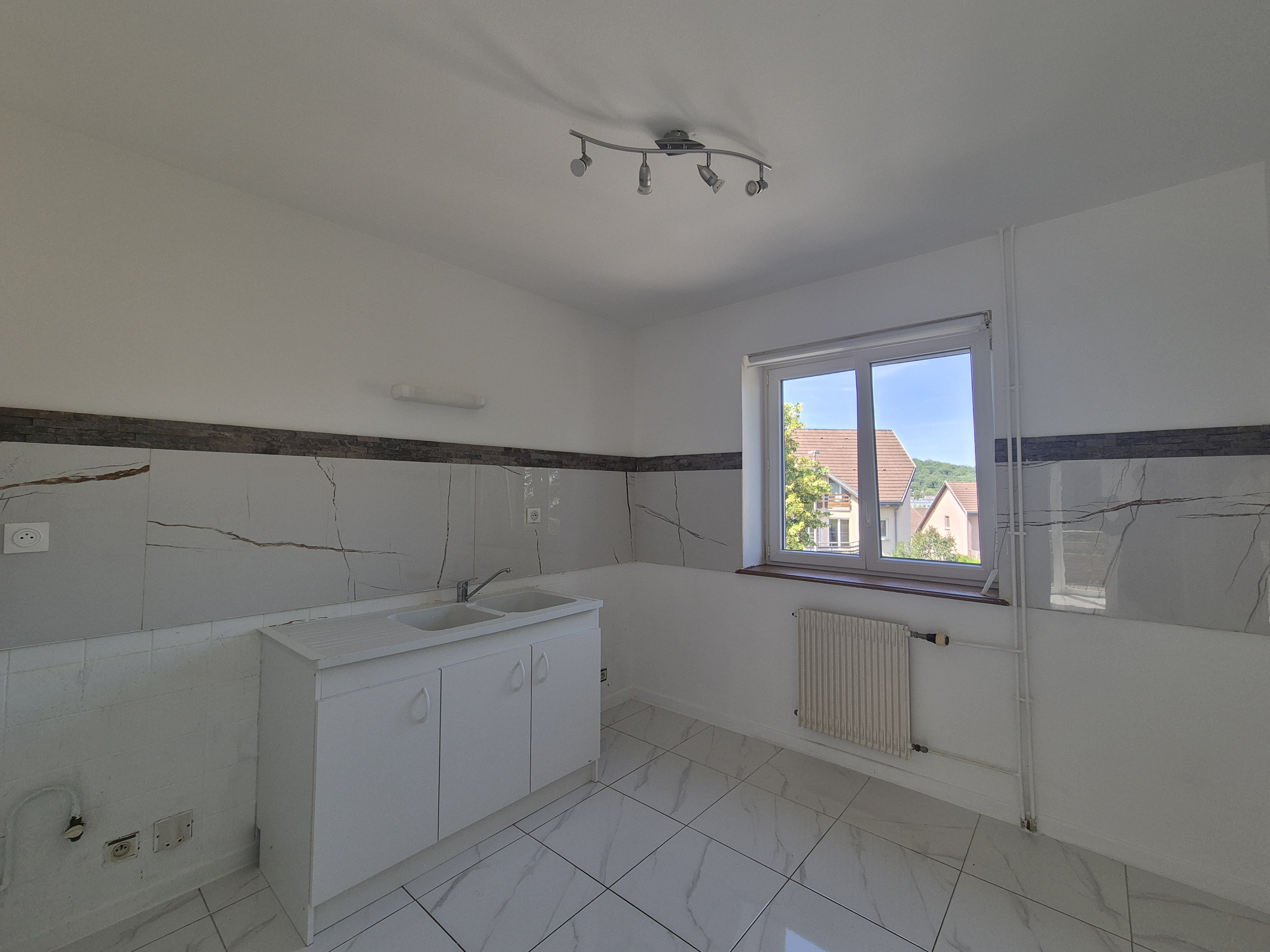 Maison mitoyenne 5 pièces – 25 Domaine du Bois Joli, Cravanche