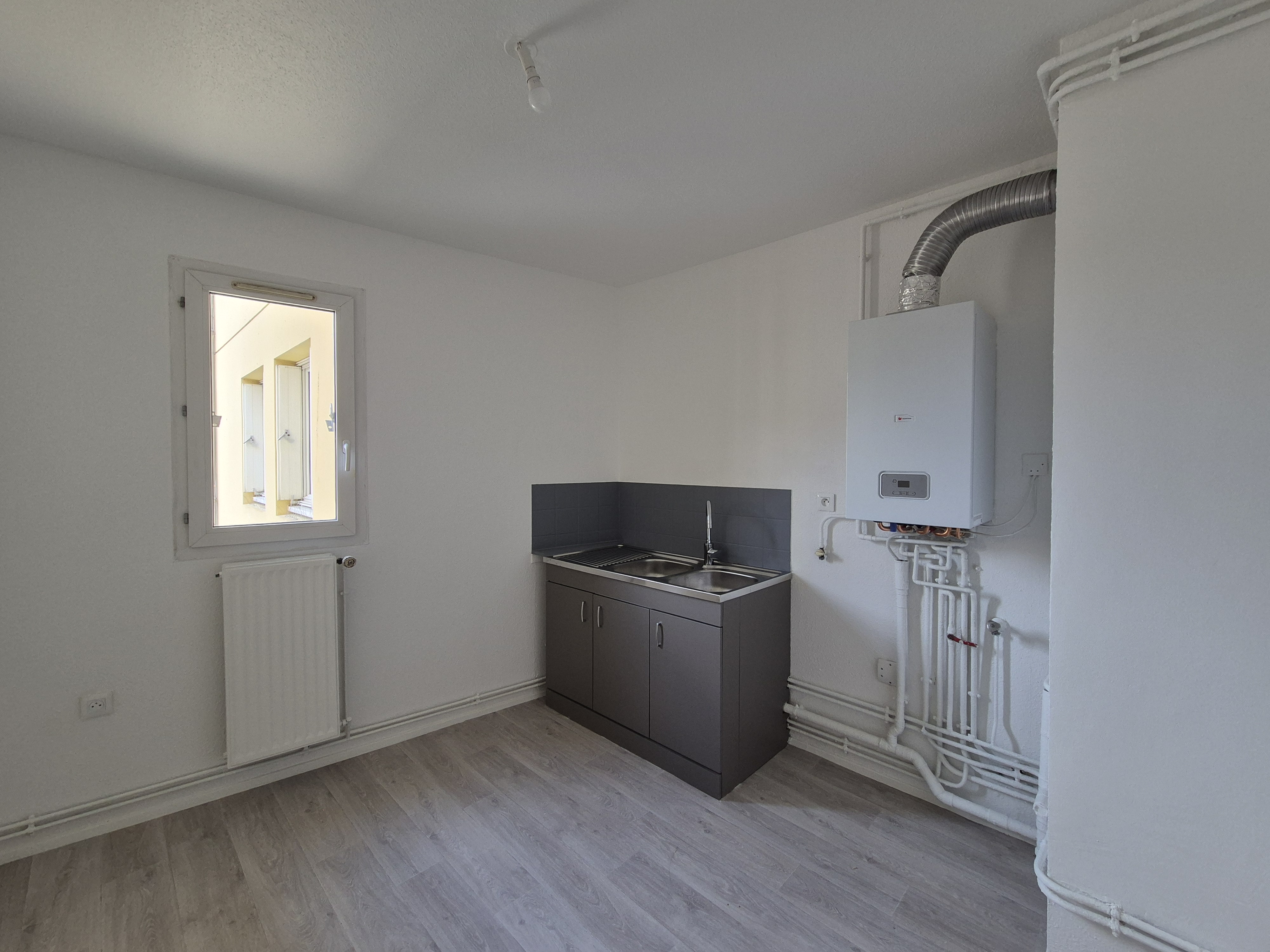 Appartement T5 - 22 Rue Gaston Defferre, Belfort - Ref 71