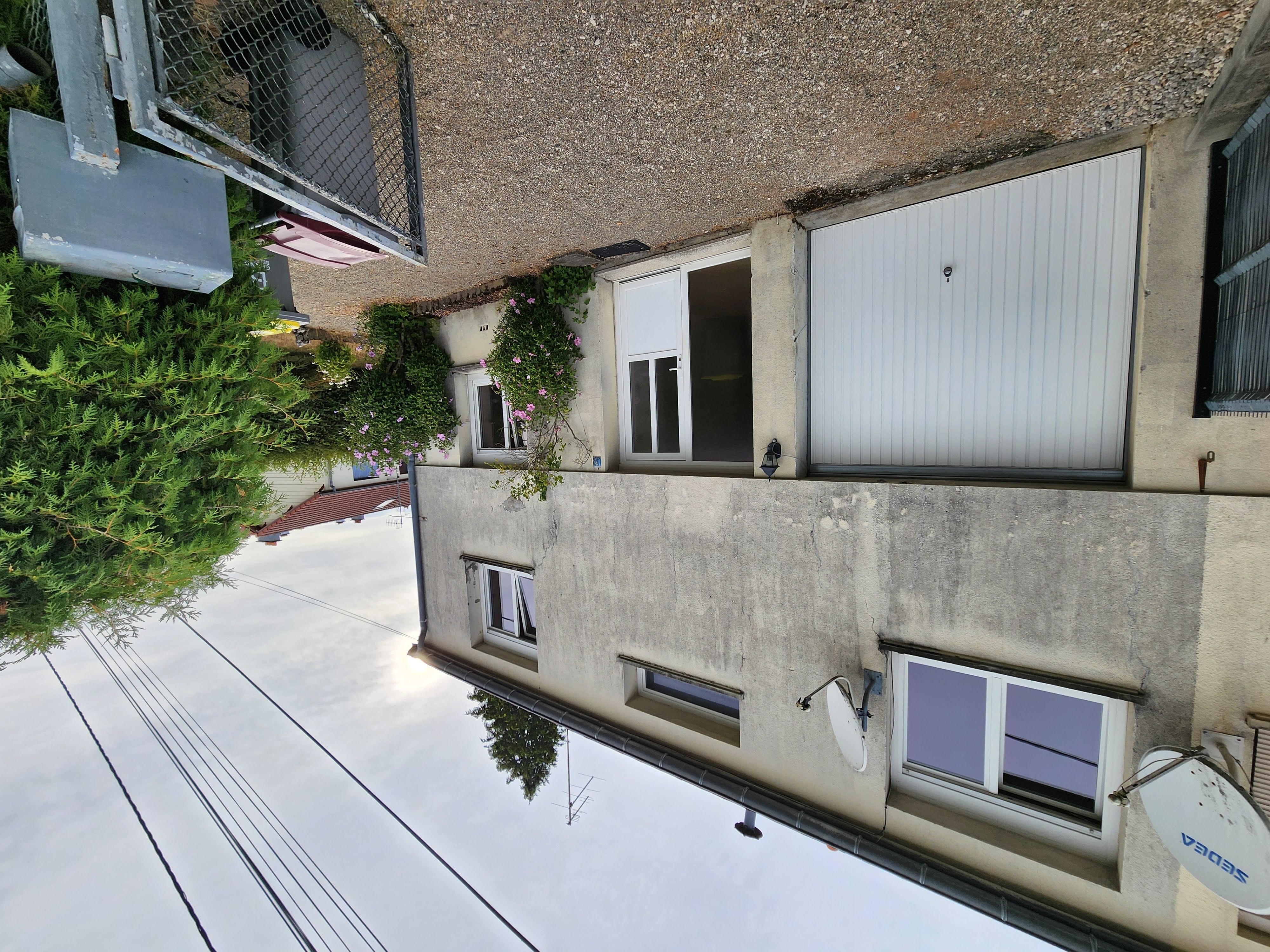 Maison 5 pièces – 7 Dorey, Montreux-Château