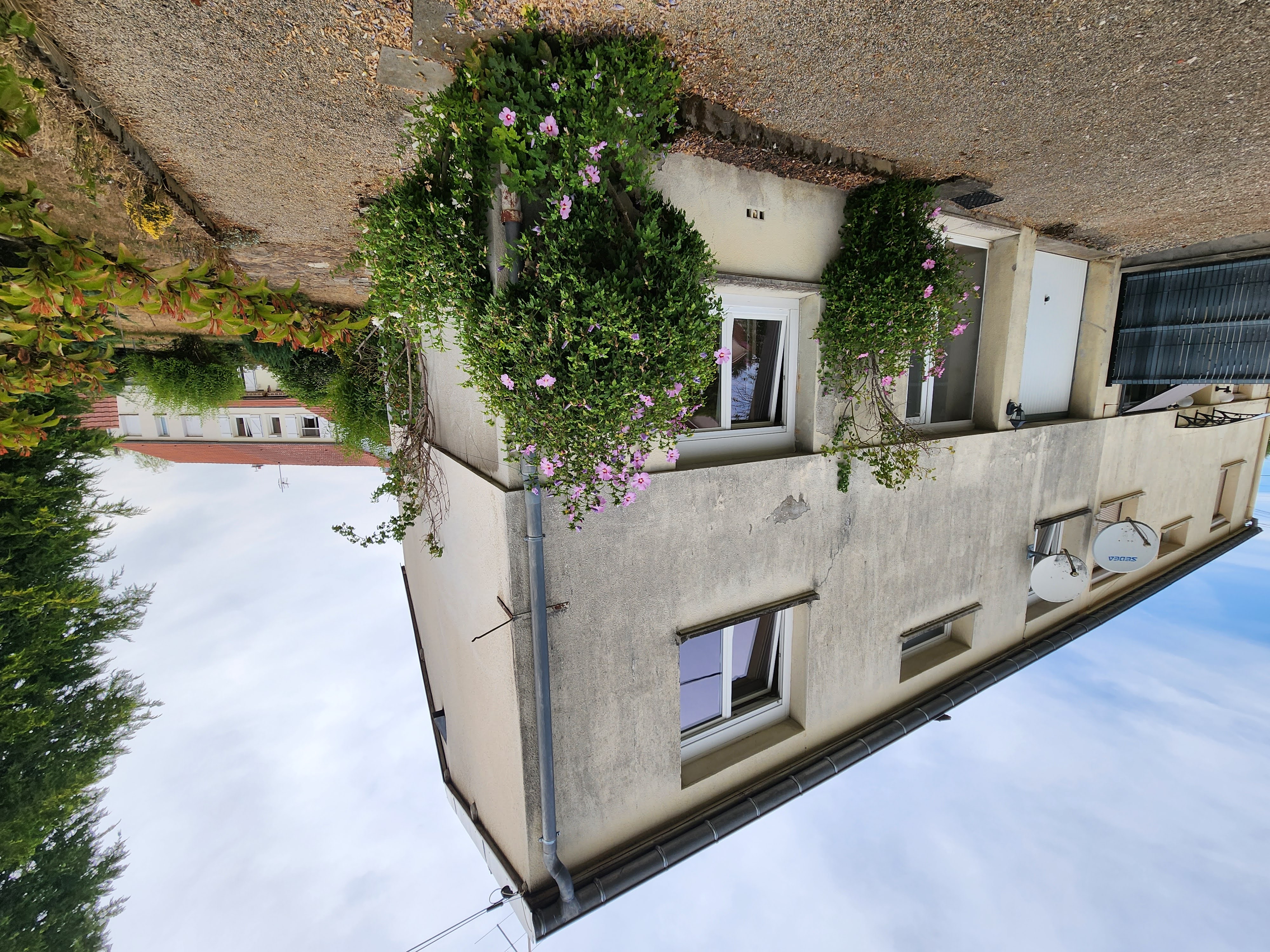 Maison 5 pièces – 7 Dorey, Montreux-Château